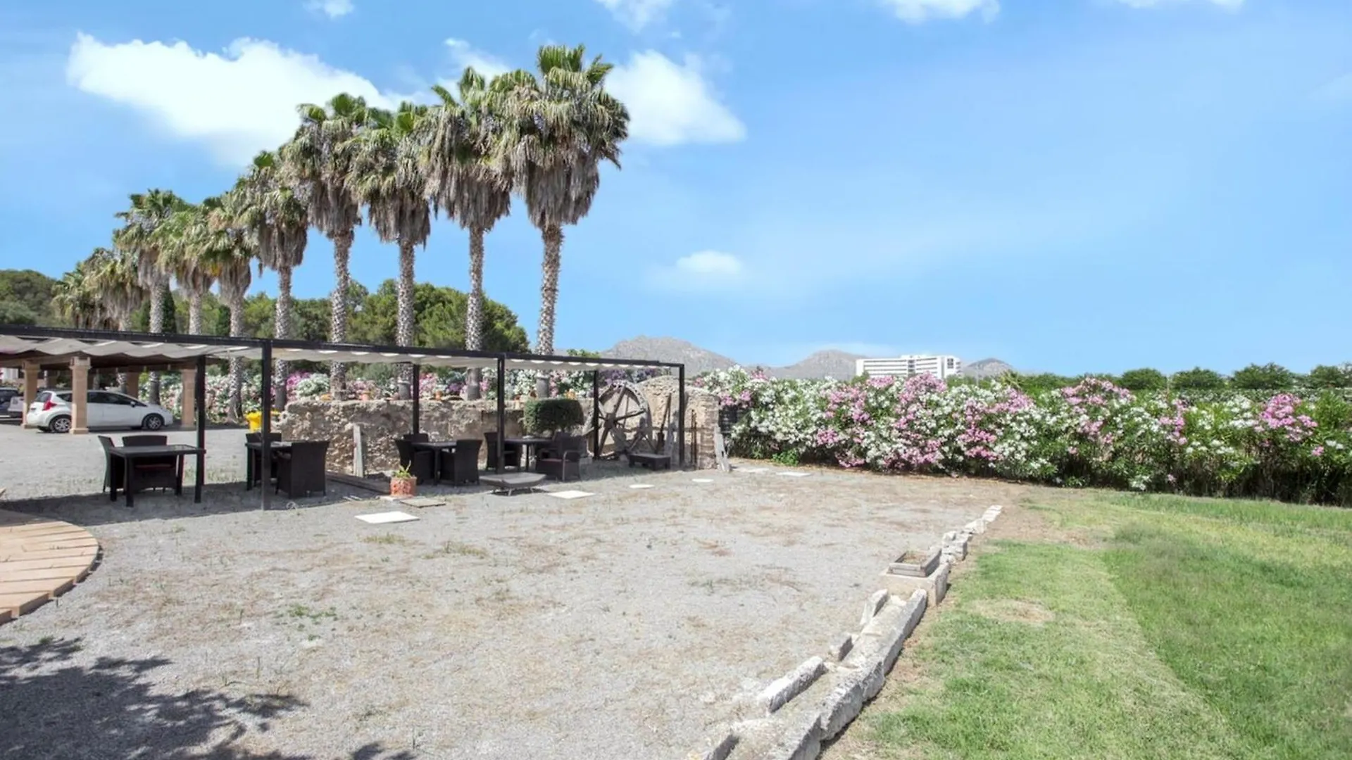 Mountain View Apartment Pollenca