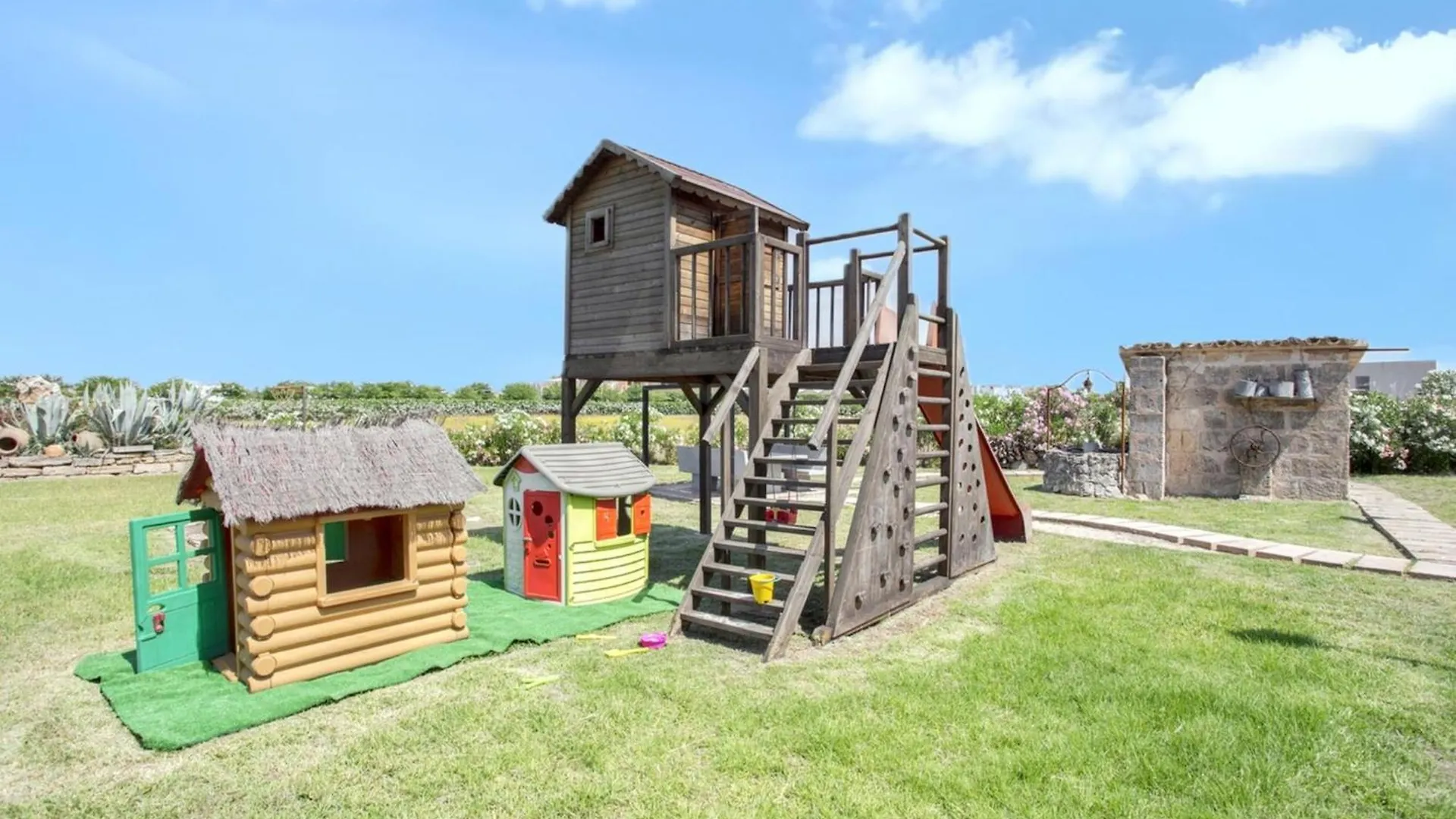 Mountain View Apartment Pollenca