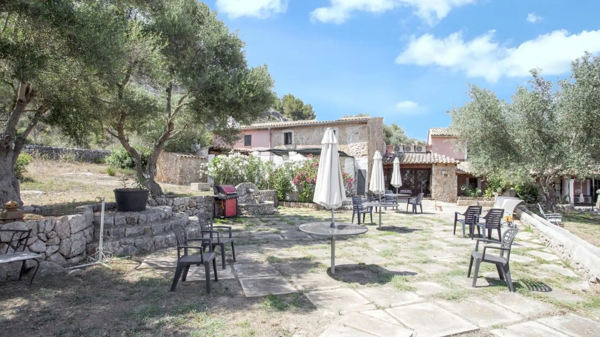 Mountain View Apartment Pollenca