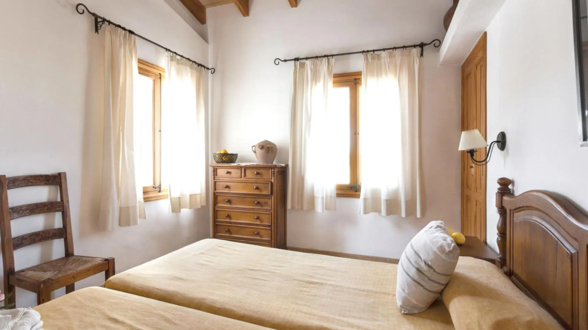 Mountain View Apartment Pollenca